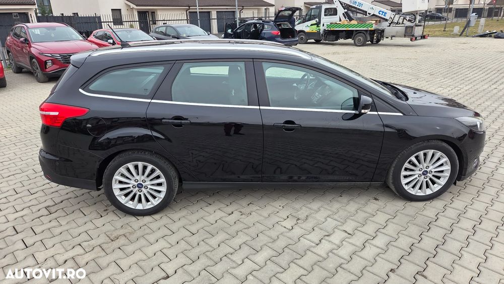 Ford Focus 1.5 EcoBlue Start-Stopp-System Aut. TITANIUM - 23