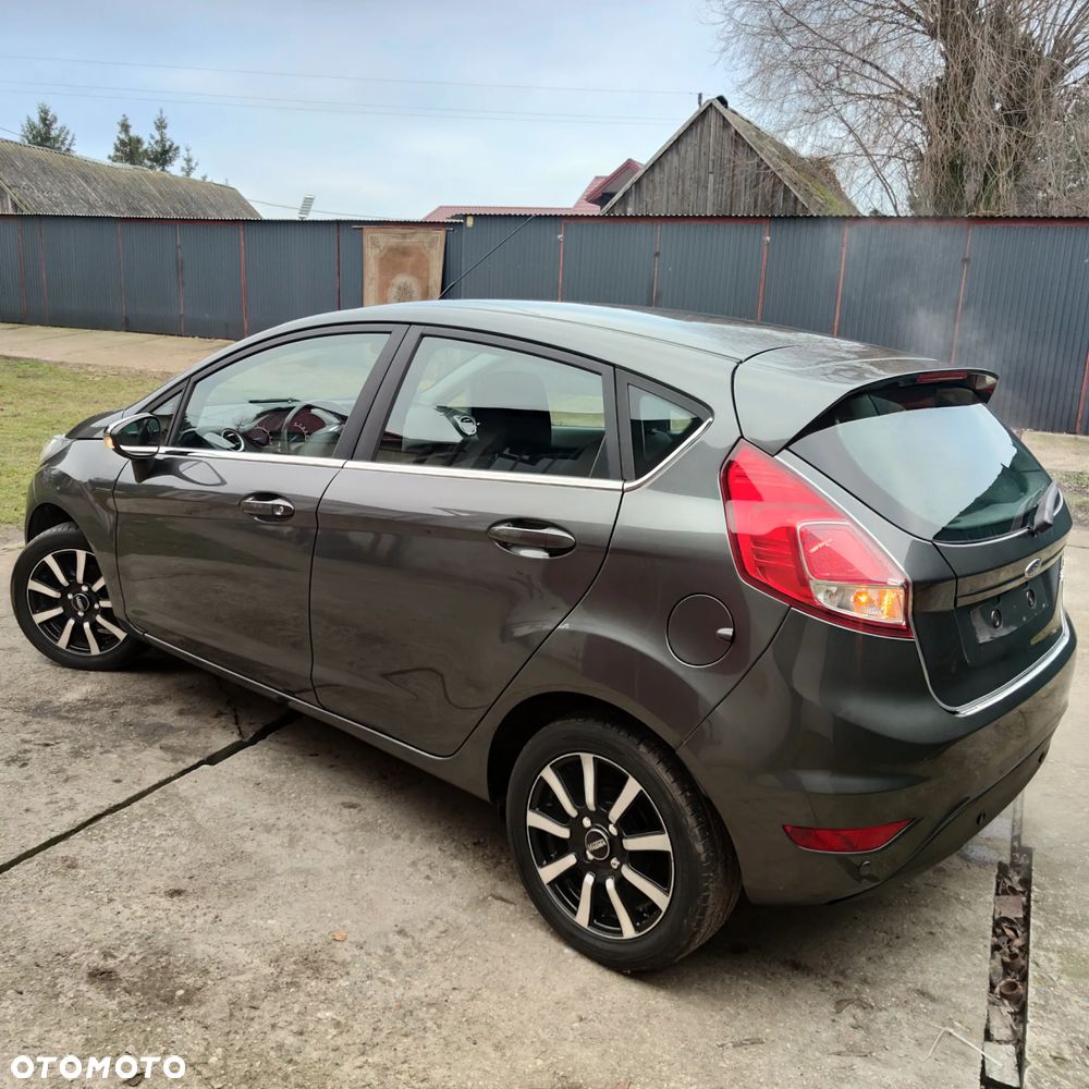 Ford Fiesta - 4