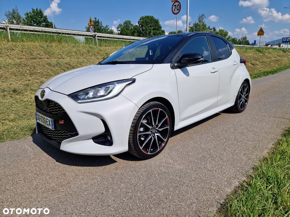 Toyota Yaris - 7