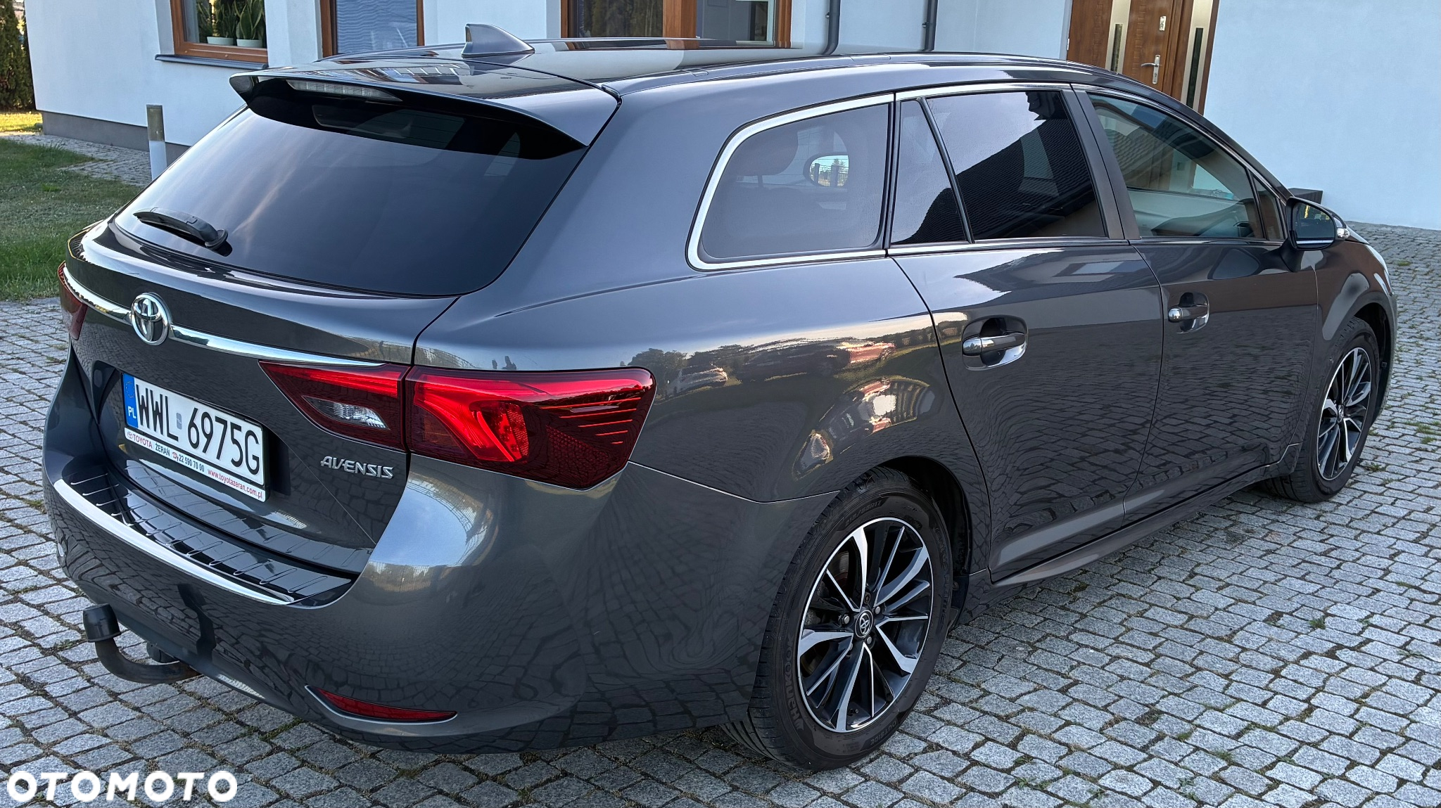 Toyota Avensis 1.8 Premium - 5