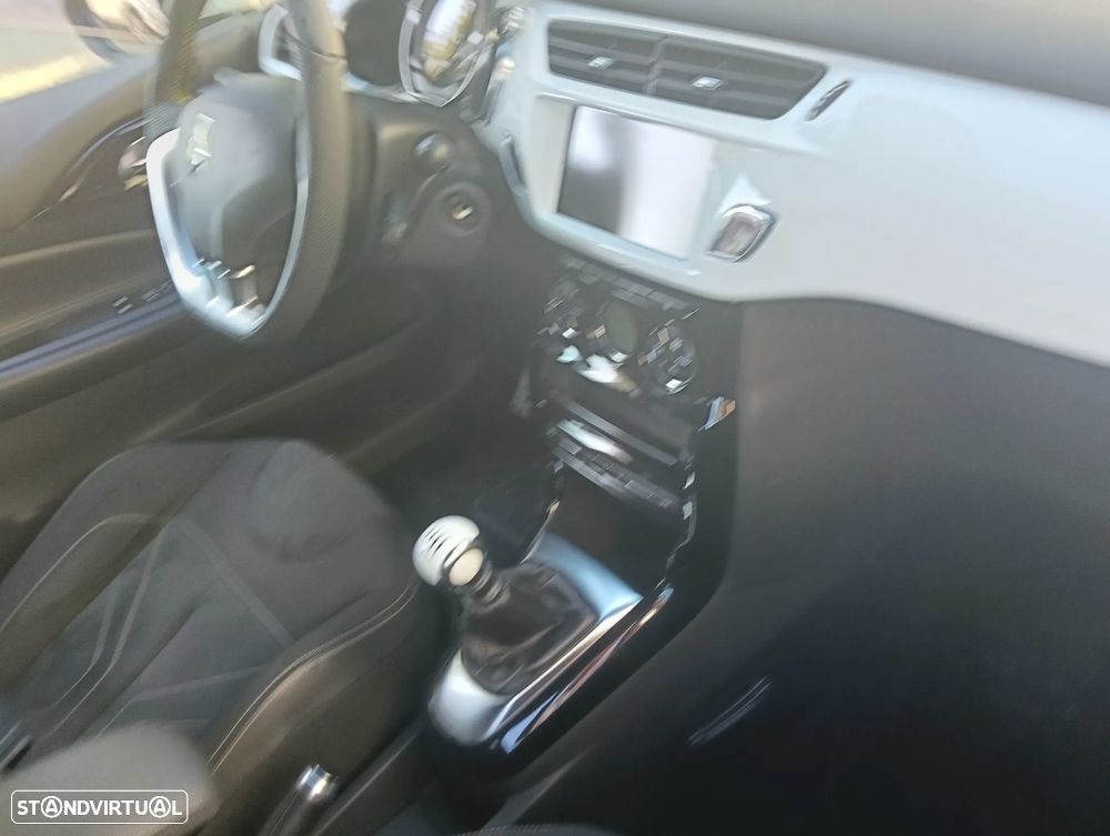 Citroën DS3 1.6 VTi So Chic - 26