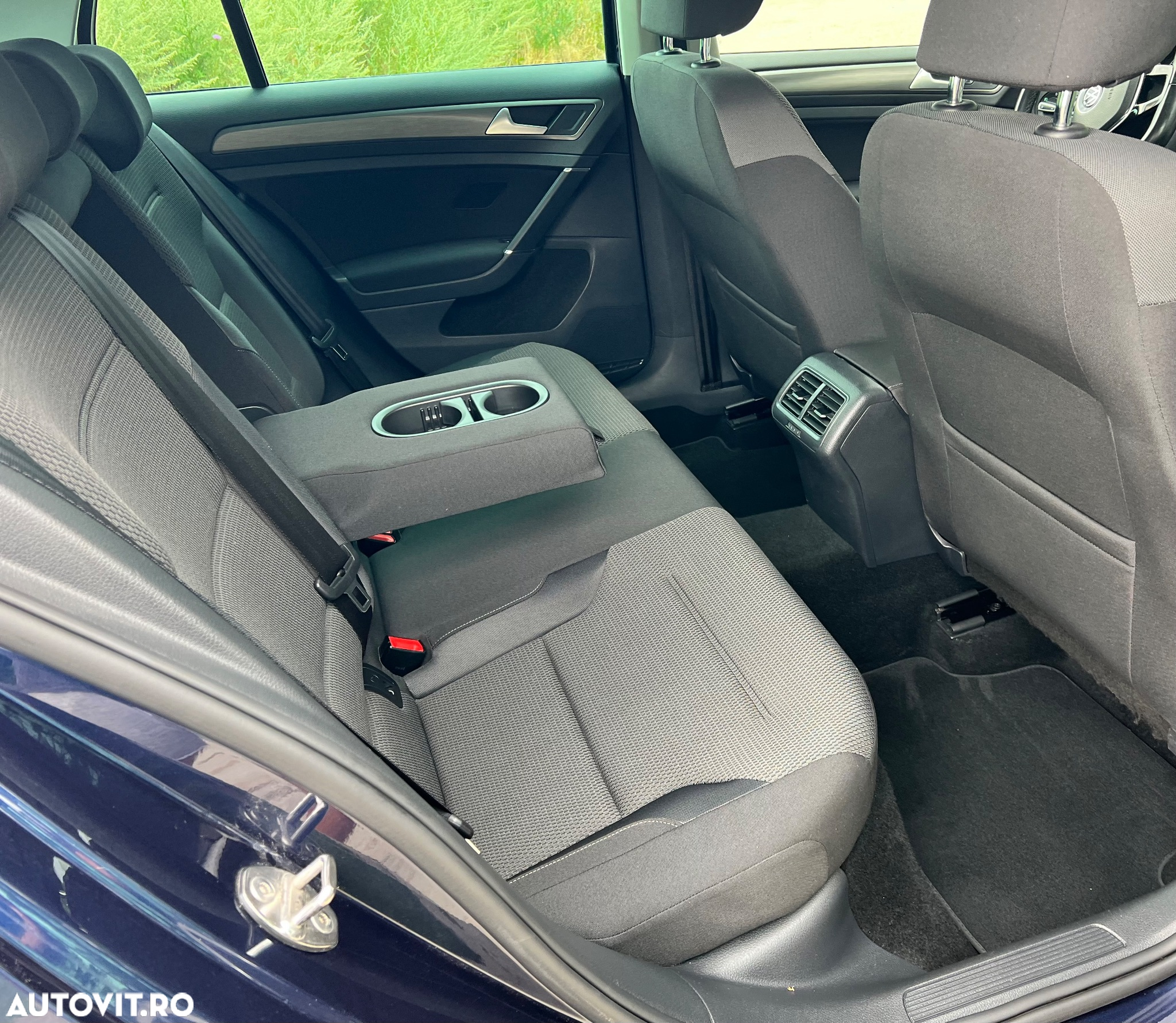 Volkswagen Golf 1.4 TSI BMT Comfortline - 17