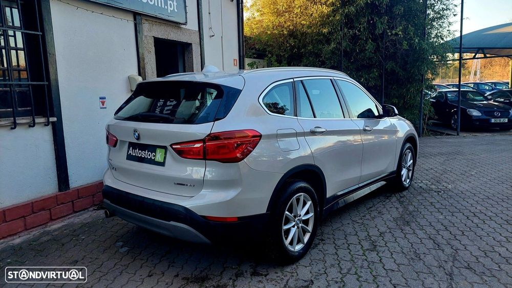 BMW X1 16 d sDrive Line Sport - 3