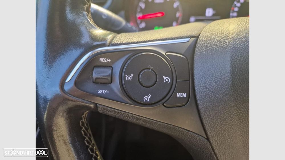 Opel Crossland 1.2 Business Edition - 11