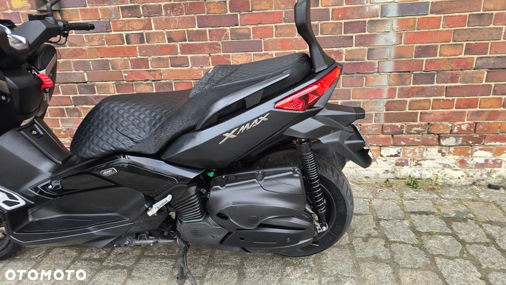 Yamaha X-max - 8