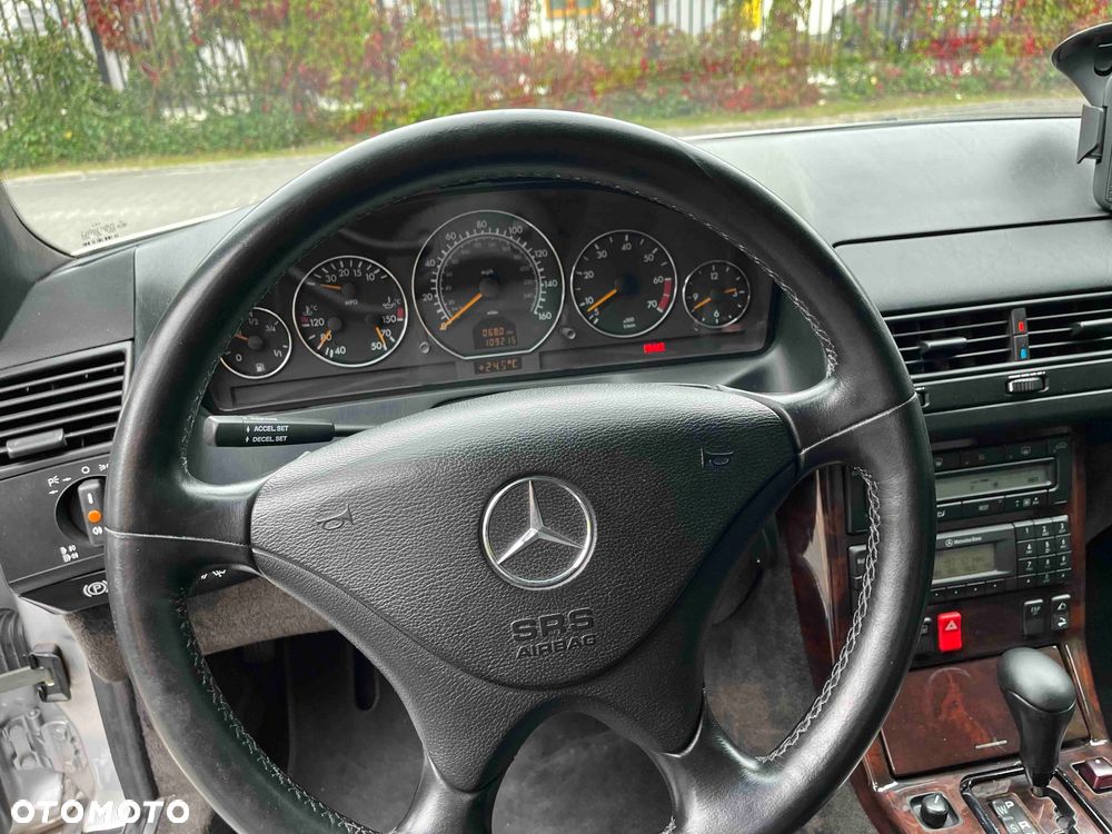 Mercedes-Benz SL 500 - 17