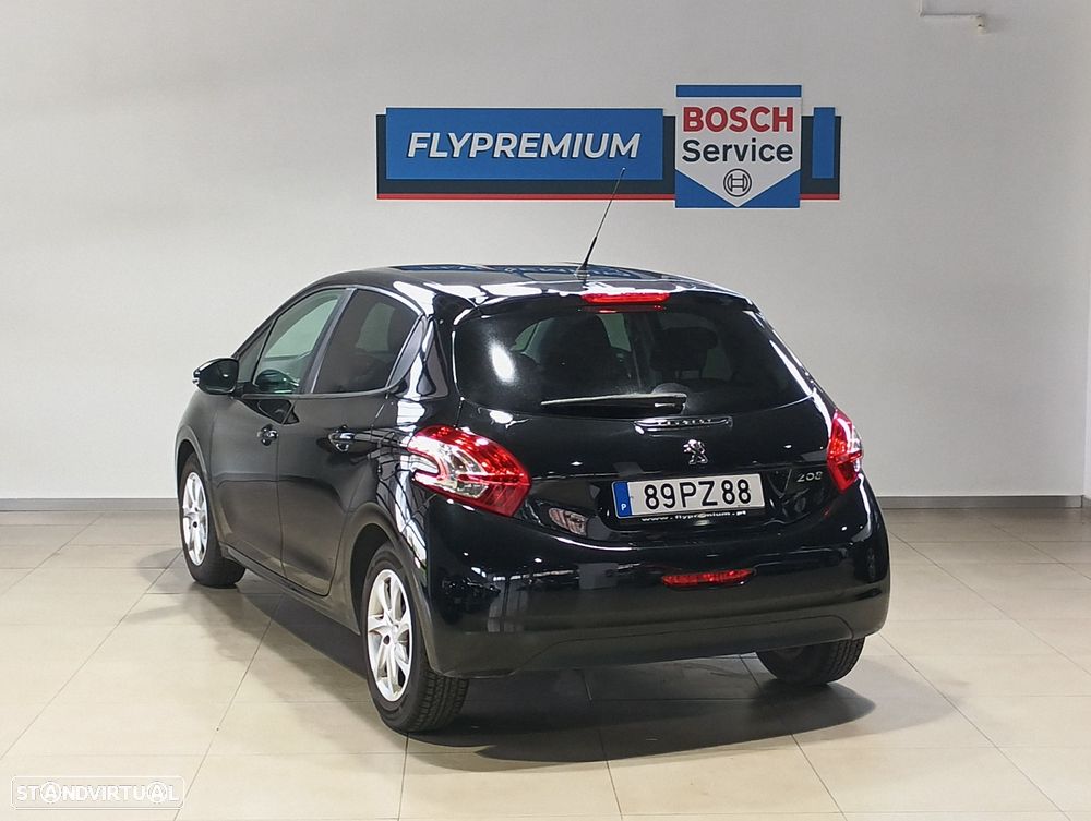 Peugeot 208 1.2 PureTech Style - 4