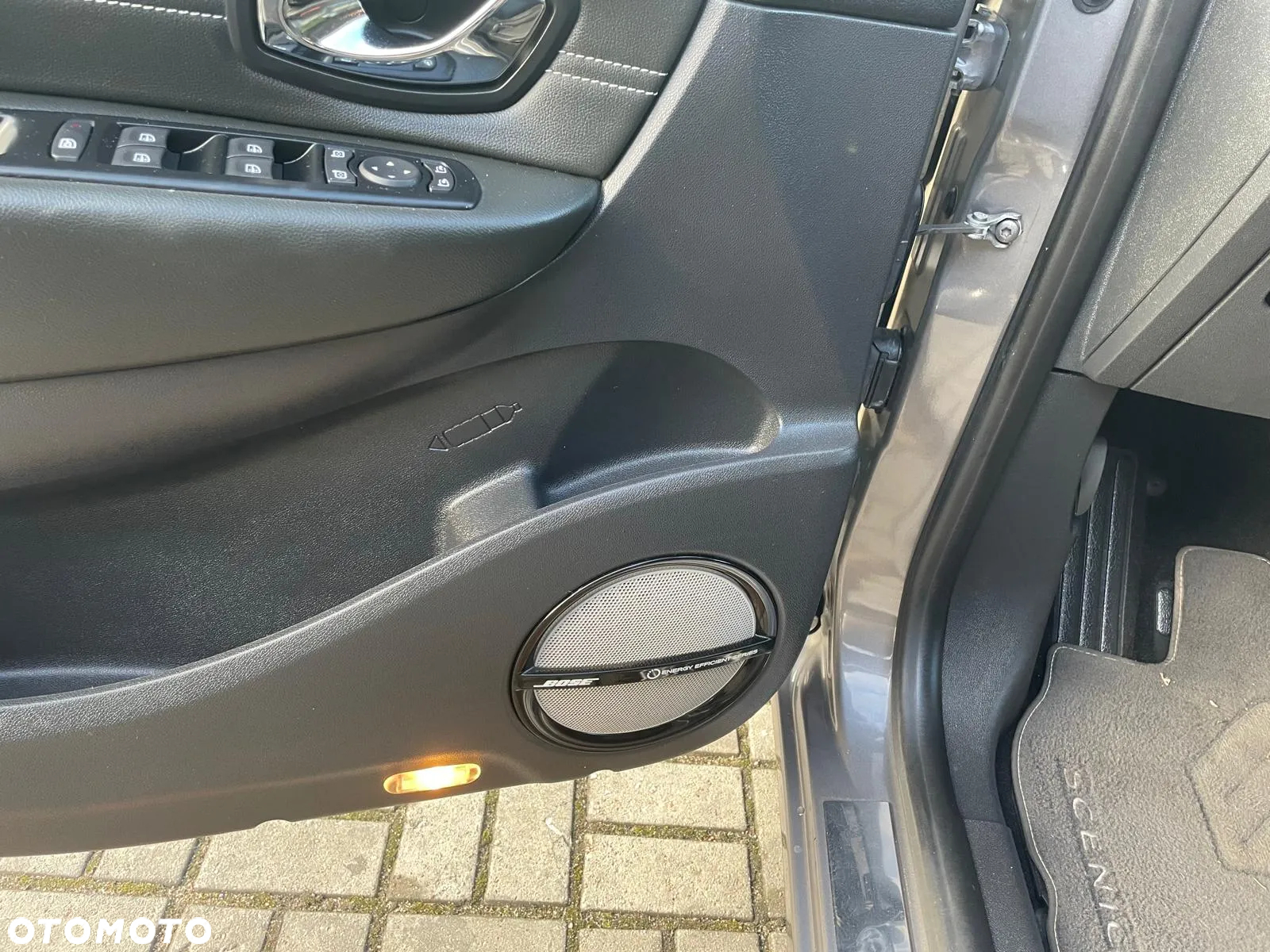 Renault Scenic 1.5 dCi Energy Bose EDC EU6 - 11