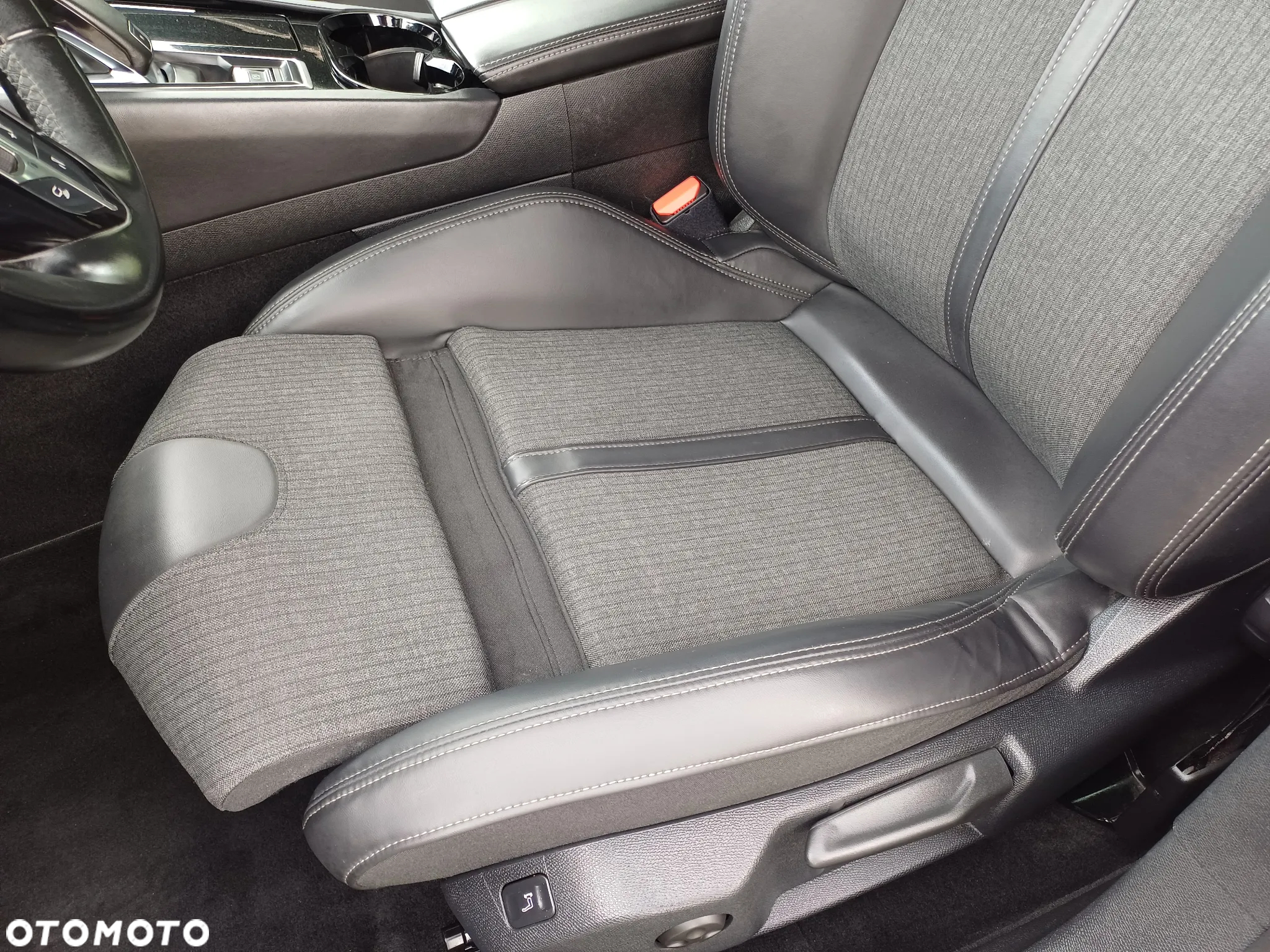 Peugeot 508 2.0 BlueHDi First Edition S&S EAT8 - 28