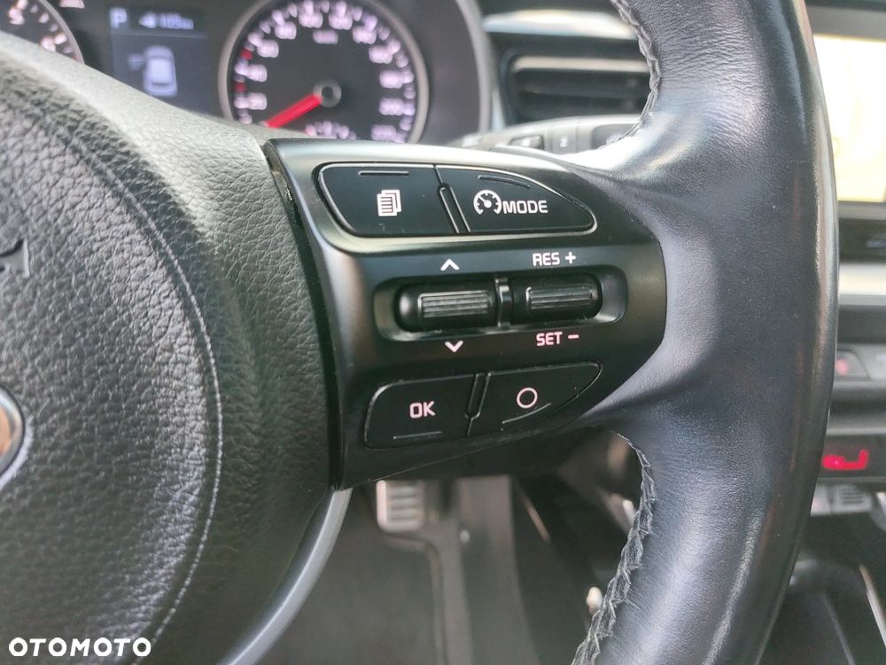 Kia Stonic 1.0 T-GDI DCT OPF Platinum Edition - 17