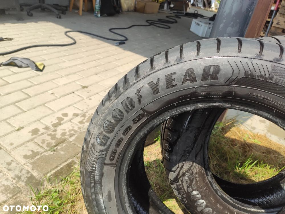 CC Opona Goodyear Efficientgrip Performance 195/65/R15 R15 Lato - 4