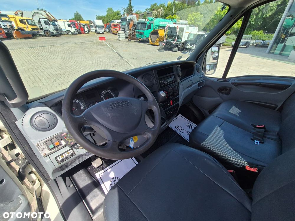 Iveco Daily 65 C 18 / 3.0 DIESEL / HDS FASSI F28B / WYWROTKA / MOCNA RAMA / BEZWYPADKOWY / SERWISOWANY / MOCNY SILNIK / EURO 4 / BEZWYPADKOWY - 32