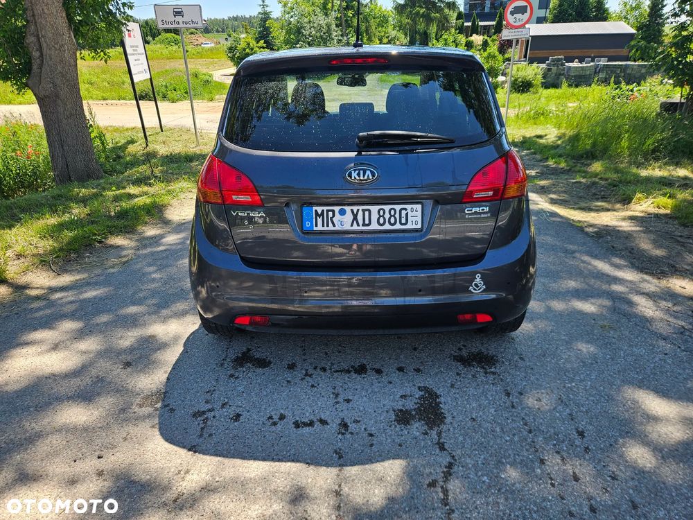 Kia Venga - 7