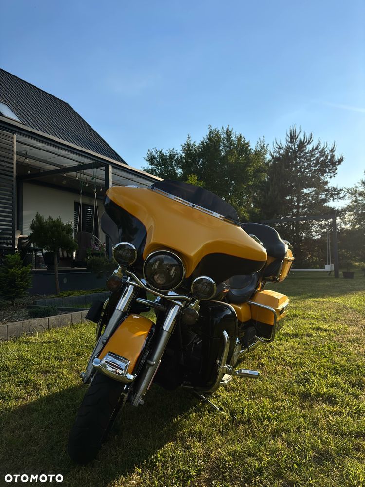 Harley-Davidson FLHT Electra Glide Standard - 8