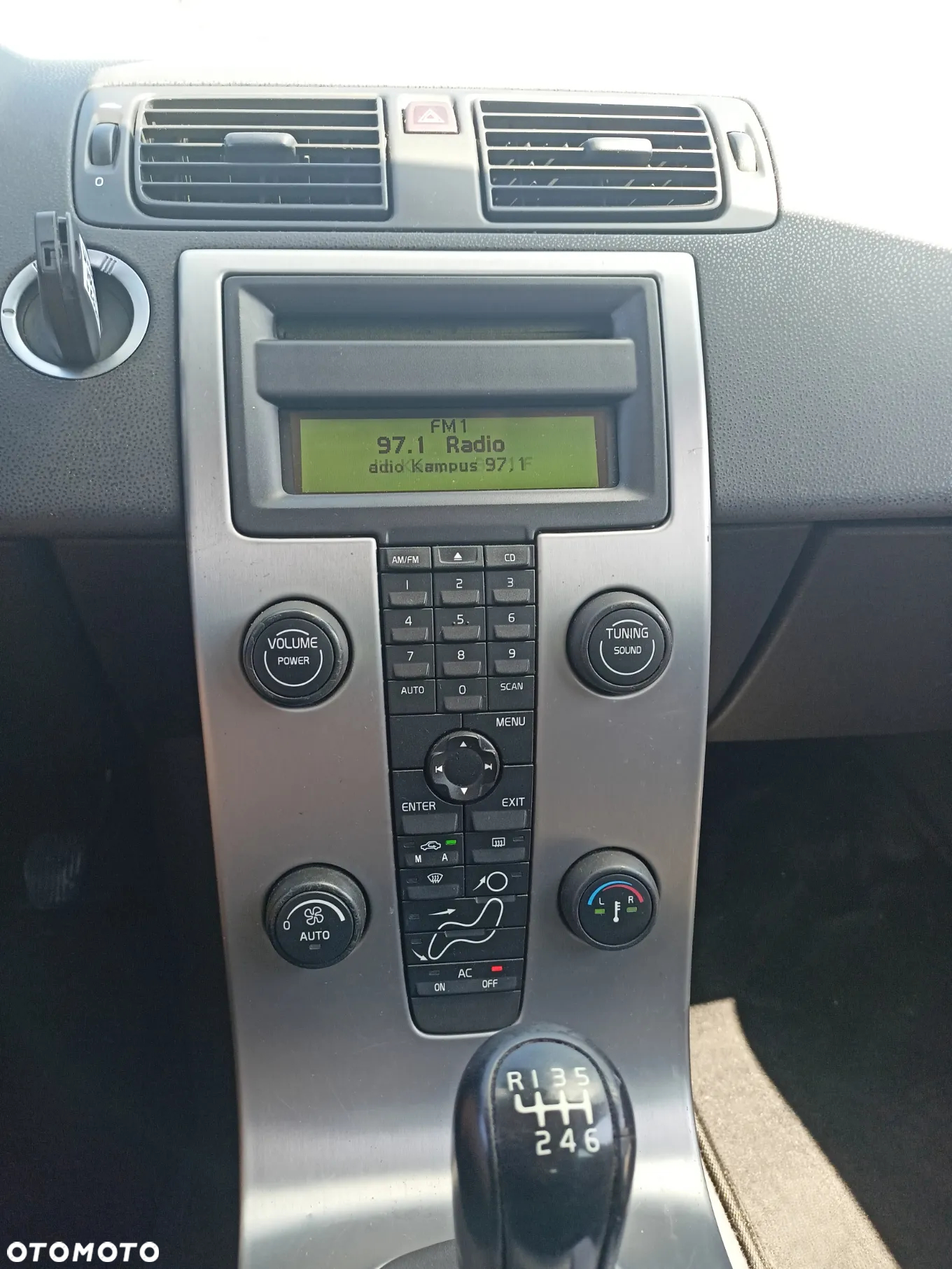 Volvo V50 - 10