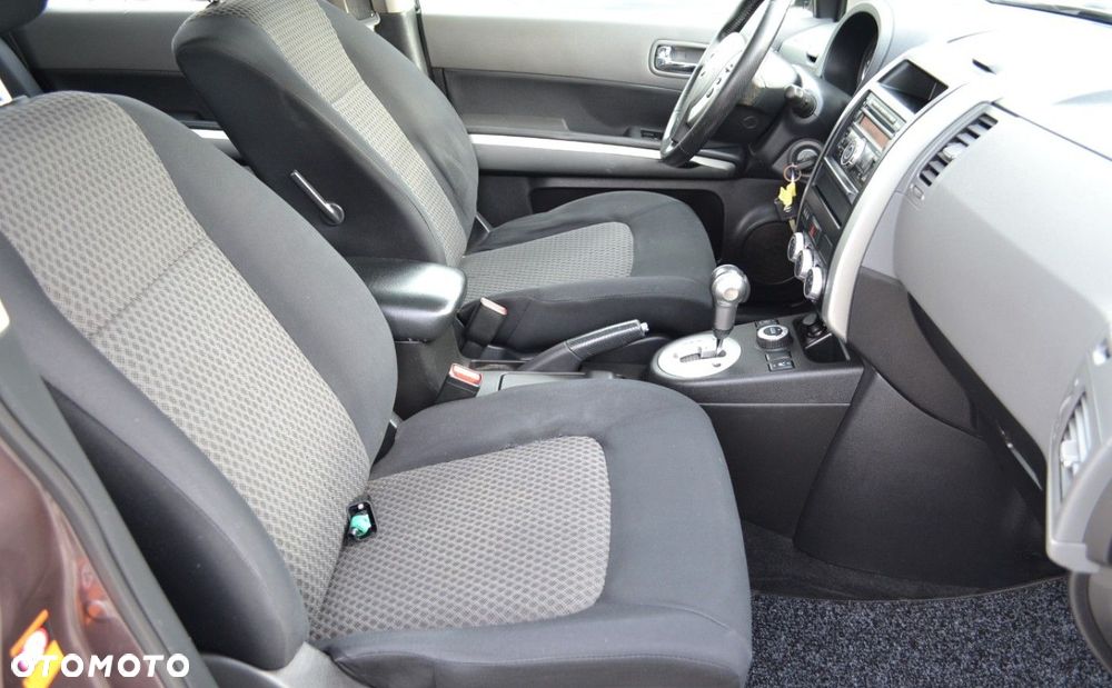 Nissan X-Trail 2.0 dCi 4x4 DPF Automatik Platinum - 30