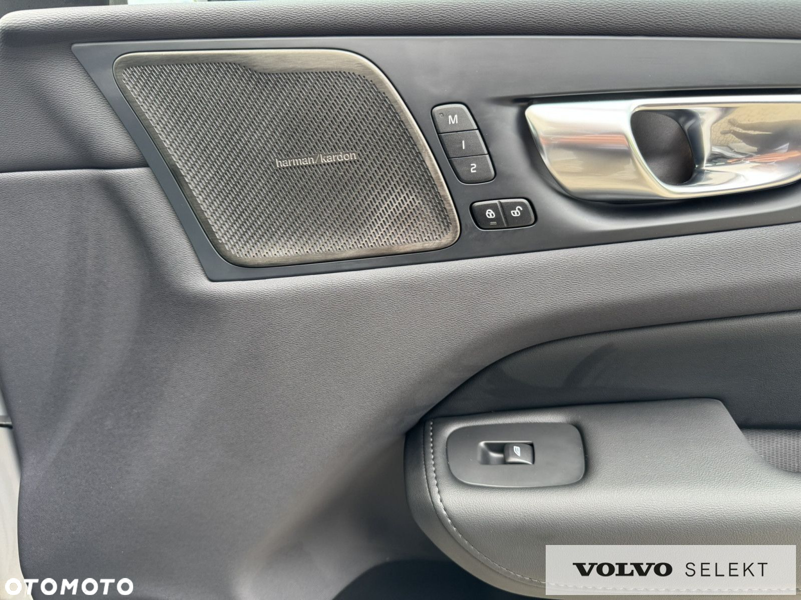 Volvo XC 60 - 25