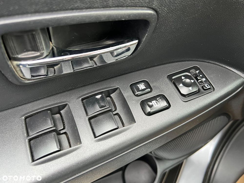Mitsubishi ASX - 23