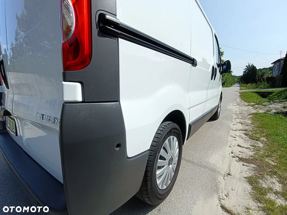 Opel Vivaro - 10