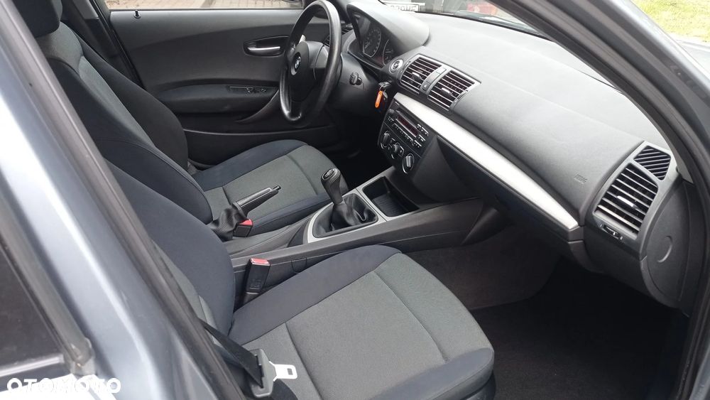 BMW Seria 1 - 36