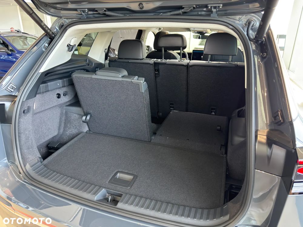 Volkswagen Tayron 2.0 TDI SCR Elegance DSG - 10