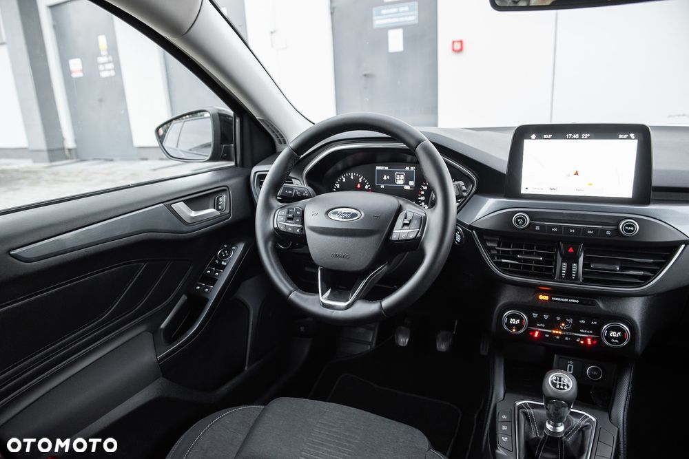 Ford Focus SW - 26