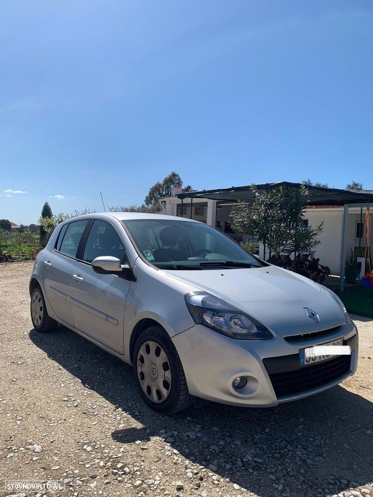 Renault Clio 1.5 dCi 90 FAP Dynamique - 1