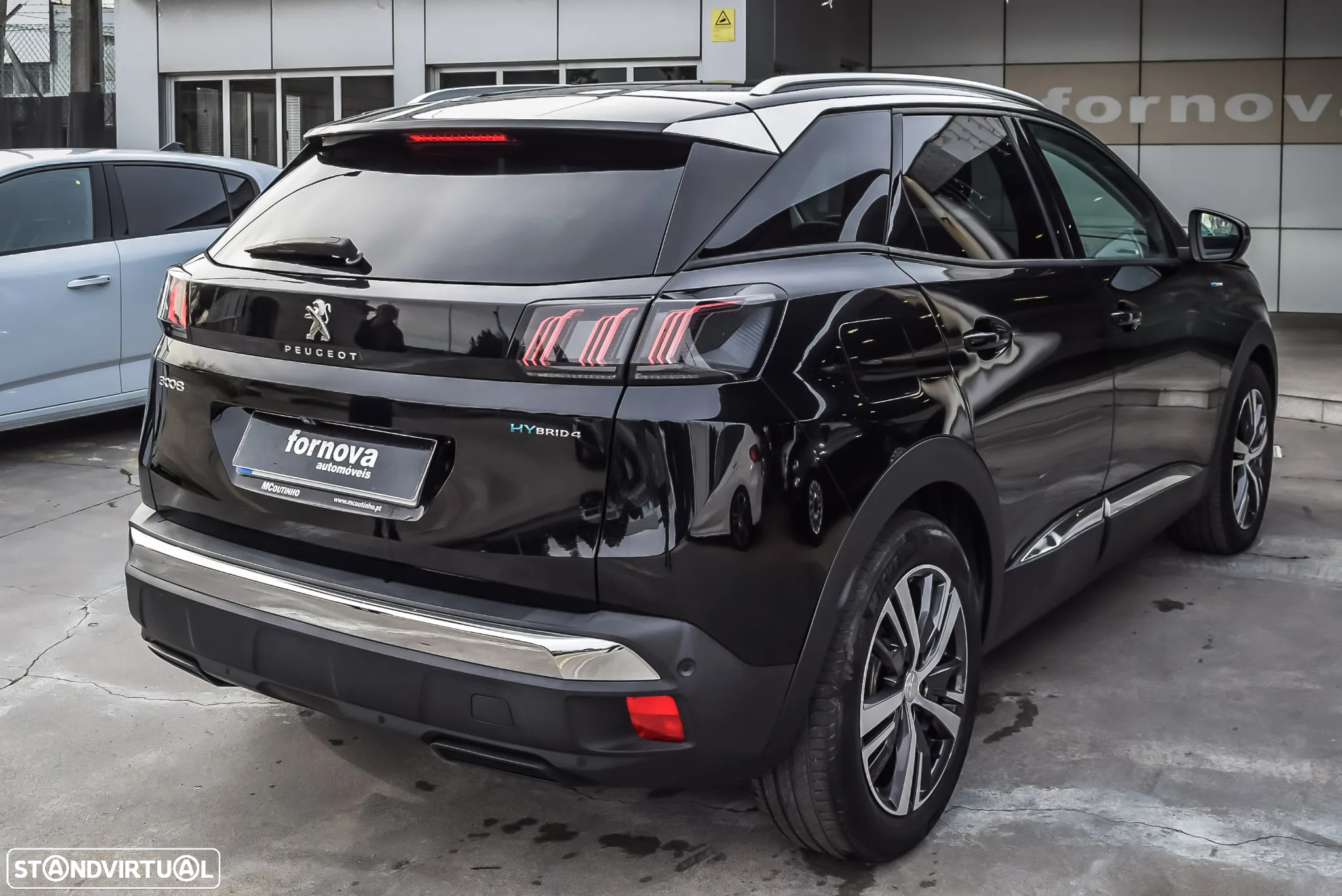 Peugeot 3008 1.6 Hybrid4 Allure Pack e-EAT8 - 21