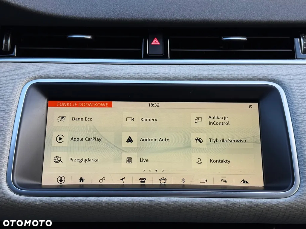 Land Rover Range Rover Evoque TD4 Sky View - 40