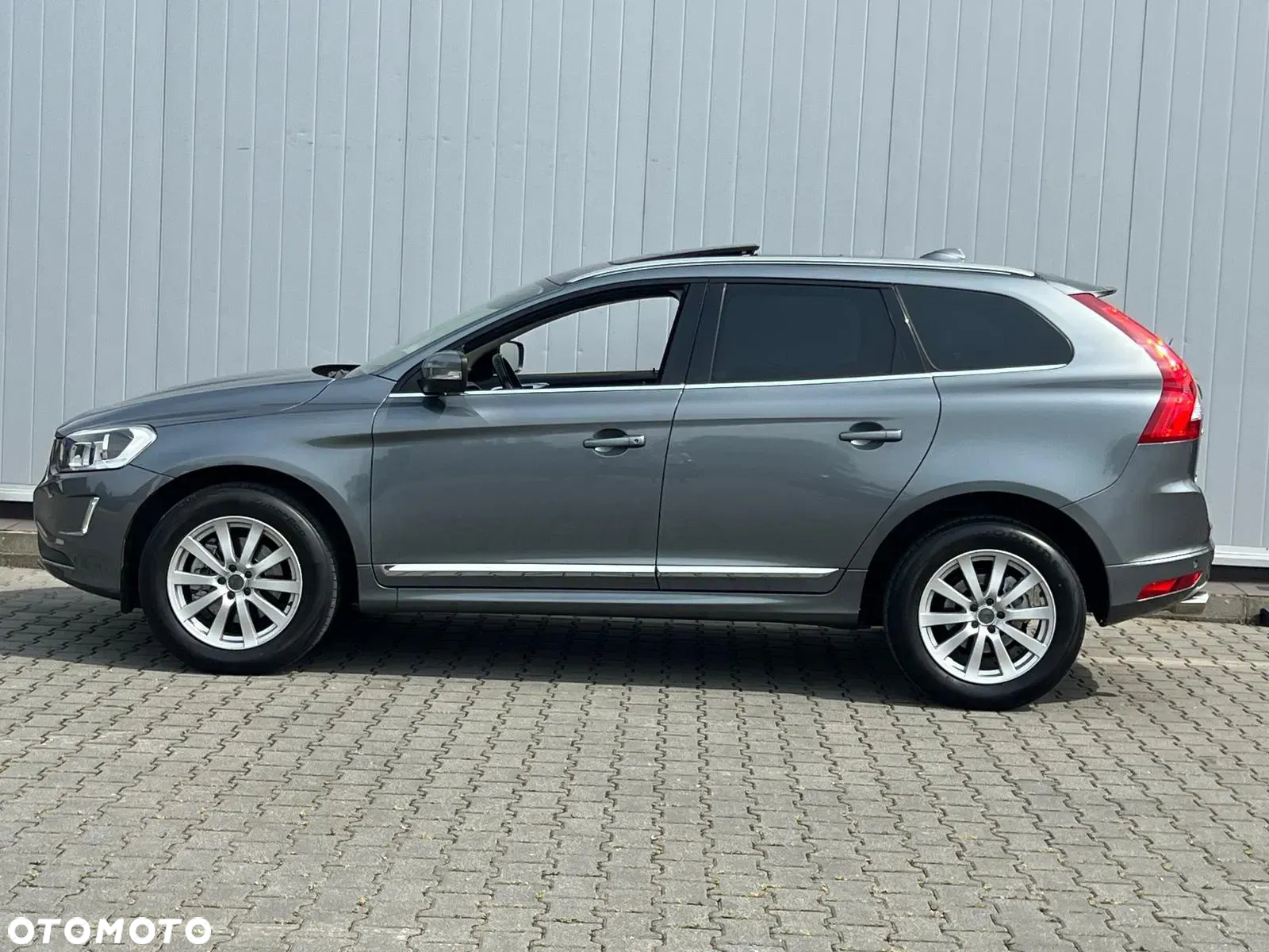 Volvo XC 60 2.4D AWD Summum - 34