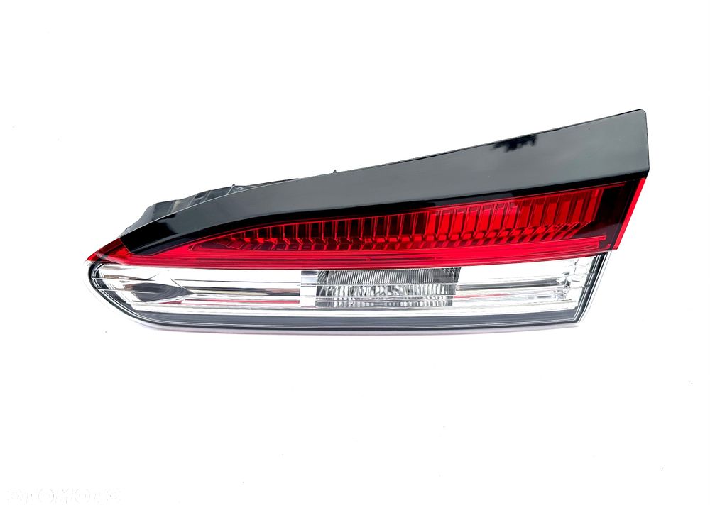 TOYOTA COROLLA CROSS 22 - LAMPA TYŁ tylna lampy błotnik klapa R ORYGINAŁ OE - 11