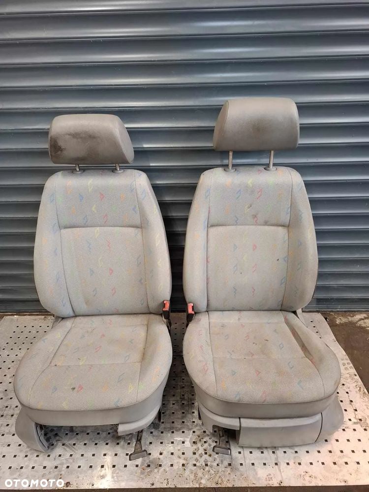 FOTEL FOTELE PRZEDNIE PRZÓD PRAWY LEWY VW CADDY III 03-10 - 1