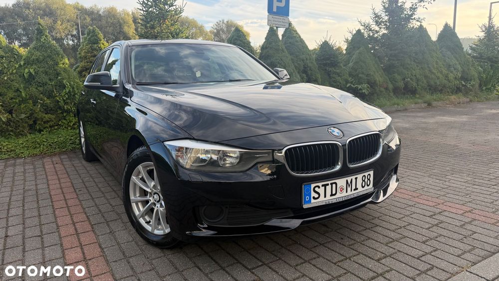 BMW Seria 3 320d - 12