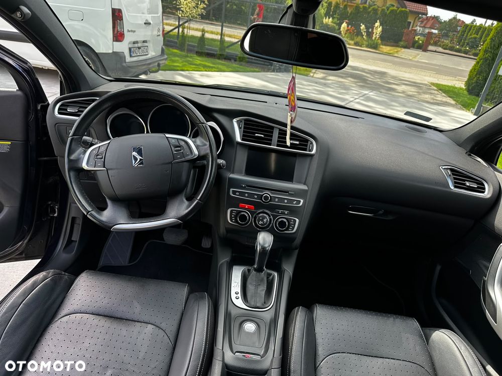 DS Automobiles DS 4 - 10