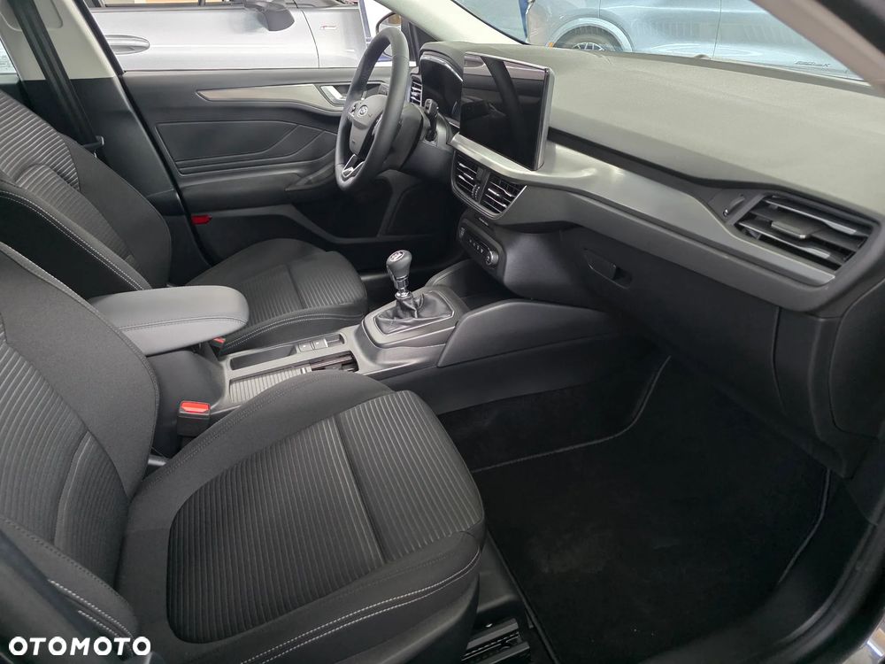 Ford Focus 1.0 EcoBoost mHEV Titanium - 10