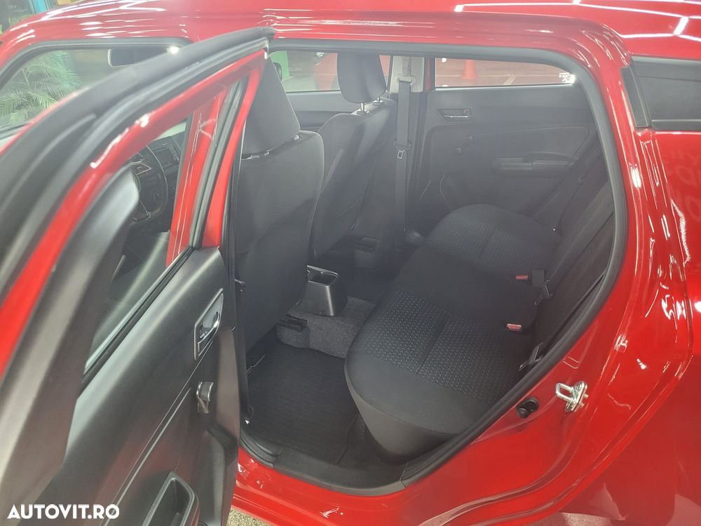 Suzuki Swift 1.2 Dualjet 12V MHEV Cool - 8
