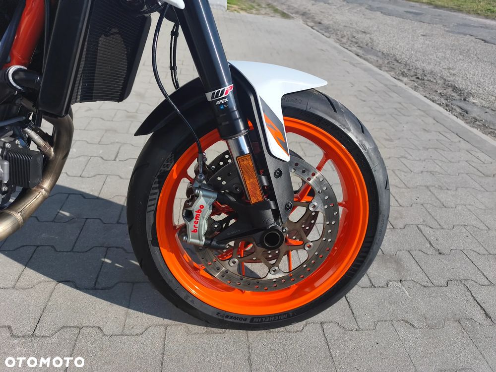 KTM Duke - 18