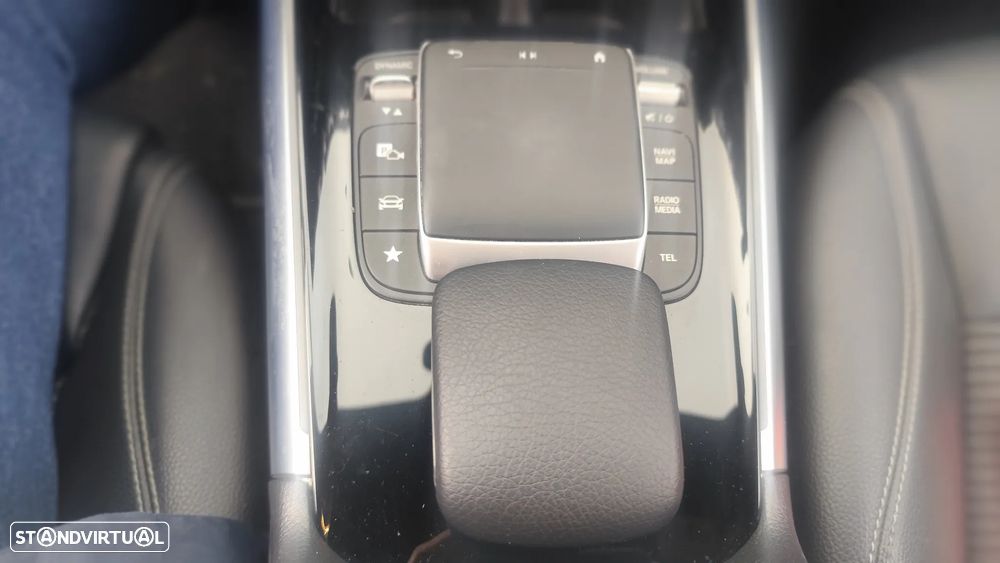 Mercedes-Benz EQA 250 - 21