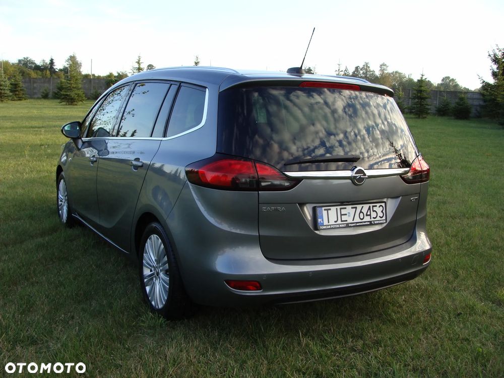 Opel Zafira - 14