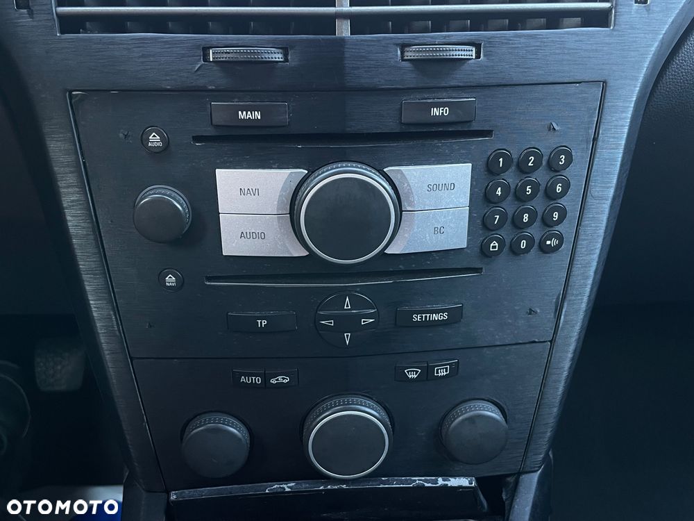 Opel Astra 2.0 Turbo Sport - 12