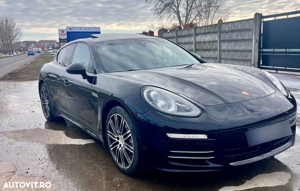 Porsche Panamera 3.0 PDK 4S - 1