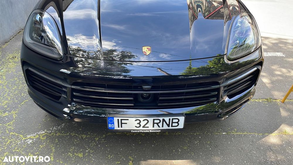 Porsche Cayenne S - 4
