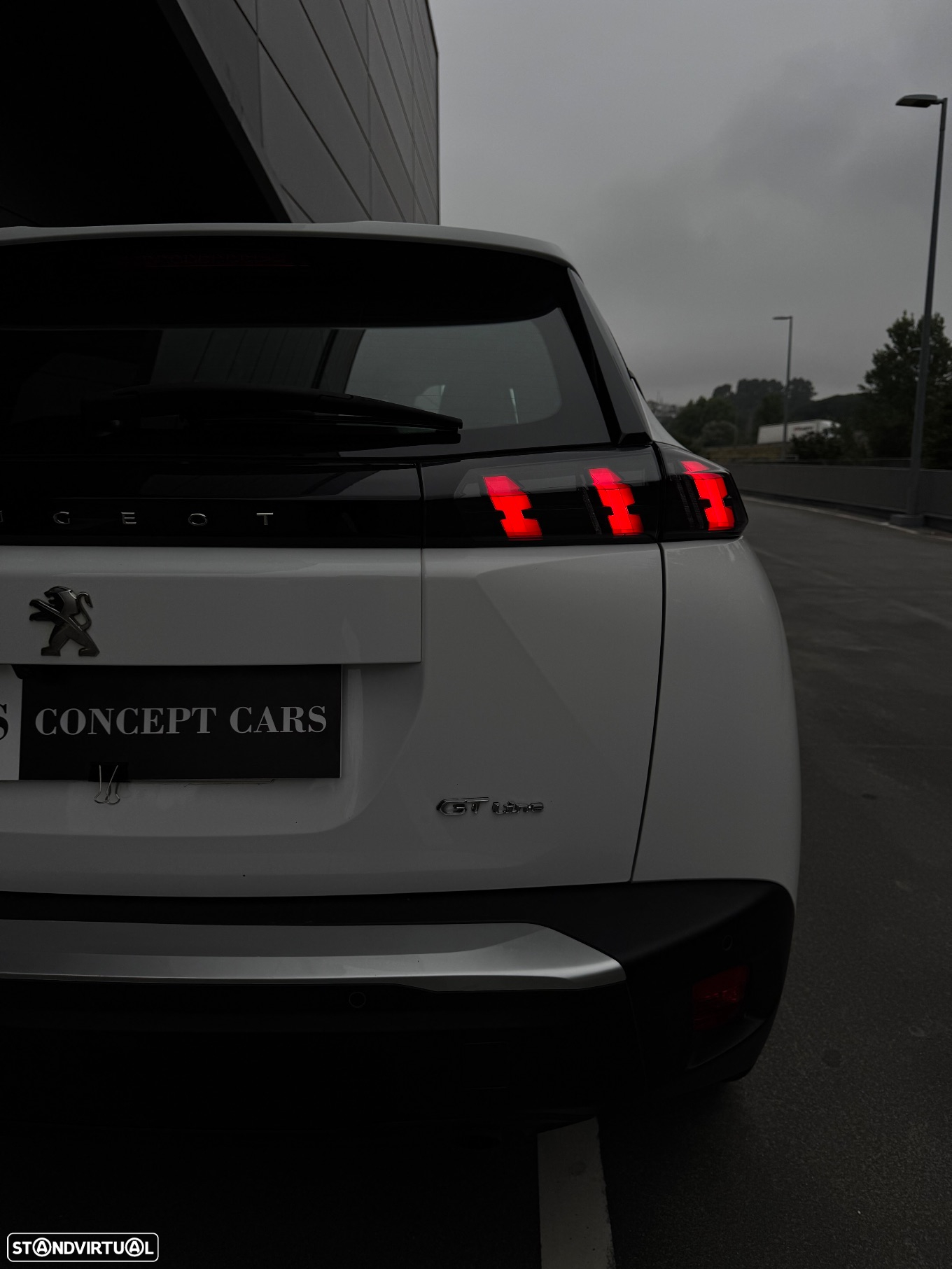 Peugeot 2008 1.2 PureTech Active - 6