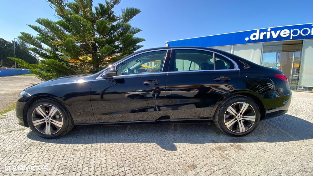 Mercedes-Benz C 300 e - 11