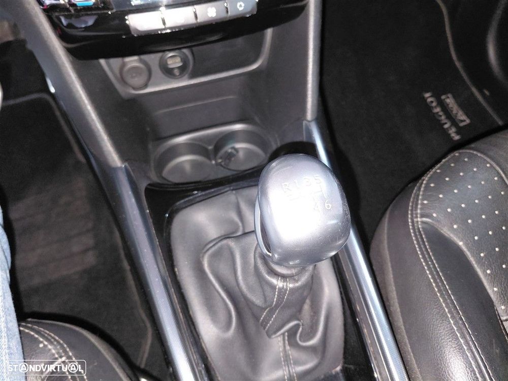 Peugeot 2008 - 35