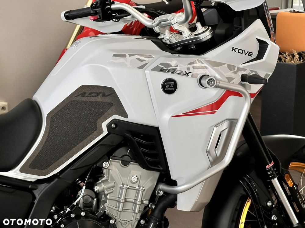KOVE 800X Touring - 20