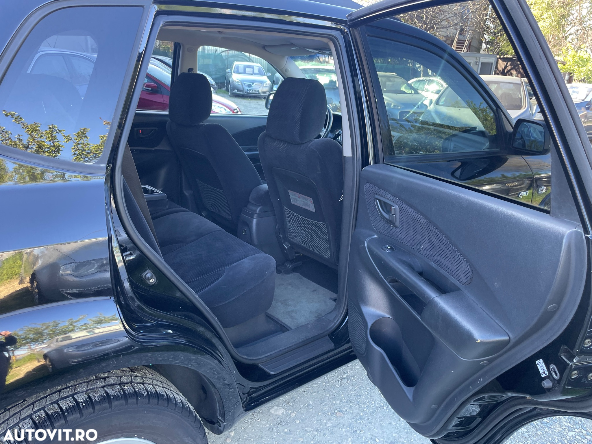 Hyundai Tucson 2.0 CRDI VGT GLS 4WD MT PREMIUM - 13