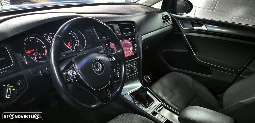 VW Golf Variant 1.6 TDi Confortline - 20