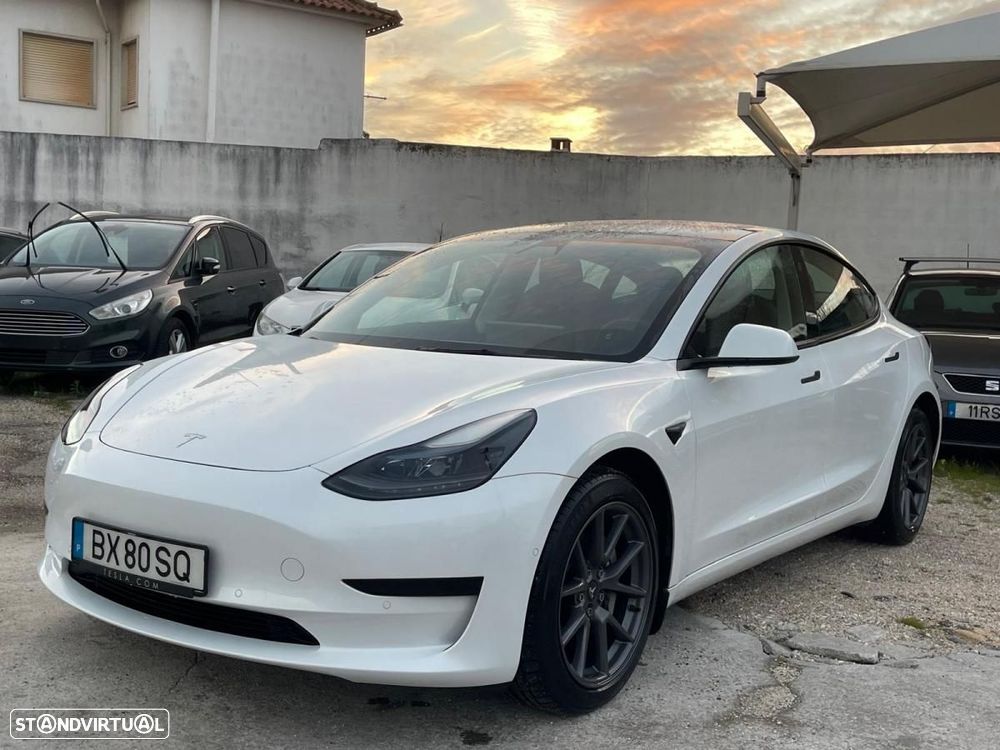 Tesla Model 3 Standard Range Plus RWD - 2