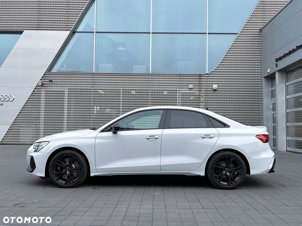 Audi S3 Limousine - 10